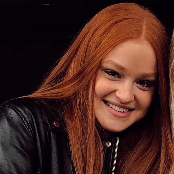 Meet your Posher, Michelle - Picture 1 of 1